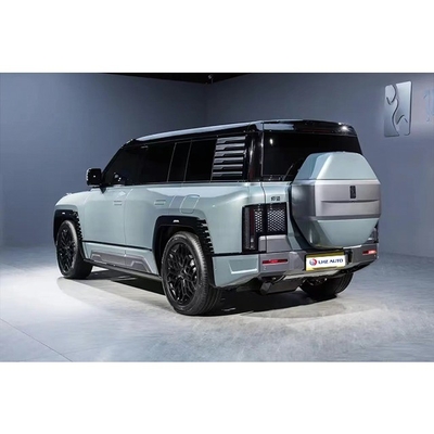 2023 BYD Yangwang U8 SUV électrique voiture de 7 places et de luxe 4 moteur autonome
