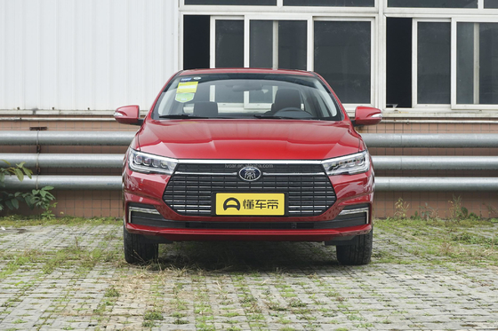 Byd Qin Dm-I Ev voitures électriques pures Véhicules Auto Elettrica 4 roues Voiture électrique Prêt
