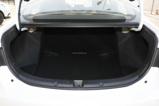 Byd Qin Dm-I Ev voitures électriques pures Véhicules Auto Elettrica 4 roues Voiture électrique Prêt