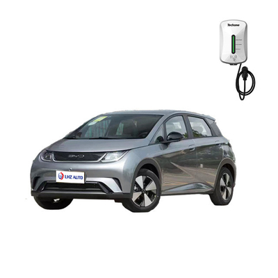 La capacité de la batterie est de 70 kWh.