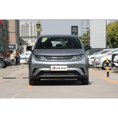 La capacité de la batterie est de 70 kWh.
