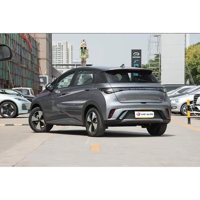 La capacité de la batterie est de 70 kWh.