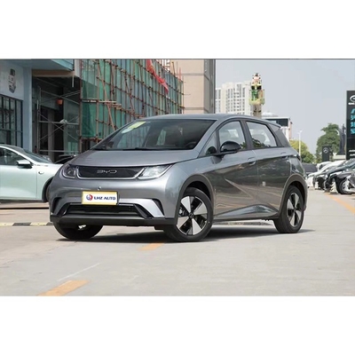 La capacité de la batterie est de 70 kWh.