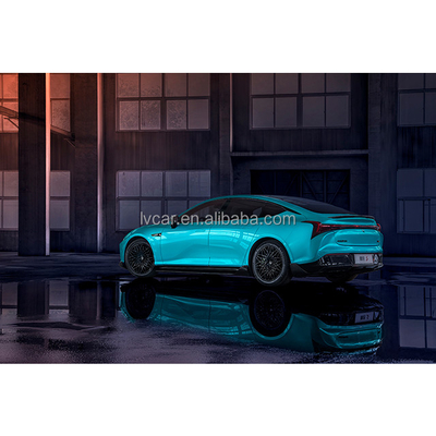 Xiaopeng voitures électriques pour adultes 2023 Véhicules à énergie R19 Taille du pneu Voiture de luxe Voiture de sport