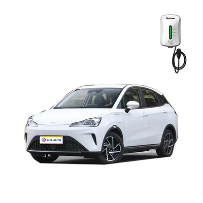 Vitesse maximale 120 Km/h 4070*1690*1540 Nezha 2023 401lite Petit VUS à longue portée Véhicule énergétique