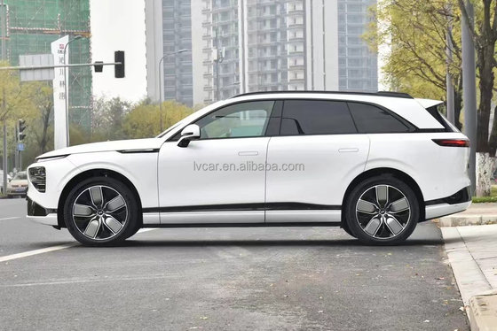 Xpeng G9 2023 3 cylindres SUV électrique avec charge rapide et suspension de faisceau de torsion