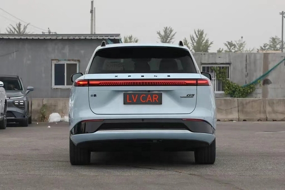 Range 570km Xpeng G9 SUV 4x4 Voiture électrique avec 650km d'empattement et lumière de jour LED