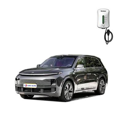 Silver Li Xiang L8 MAX voiture électrique multi-fonction volant panoramique toit ensoleillé
