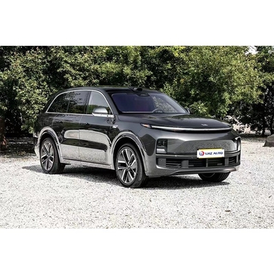 Silver Li Xiang L8 MAX voiture électrique multi-fonction volant panoramique toit ensoleillé