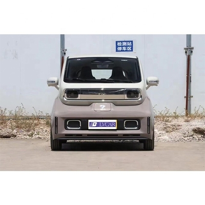 Véhicule purement électrique à moteur Wuling élevé avec une autonomie de croisière de 305 km et un mode de conduite en roue libre