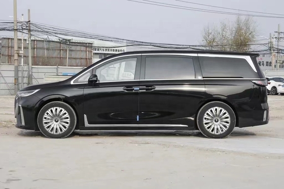2023 Voyah Dreamer EV MPV électrique pur pour le marché de taille moyenne à grande naturellement aspiré