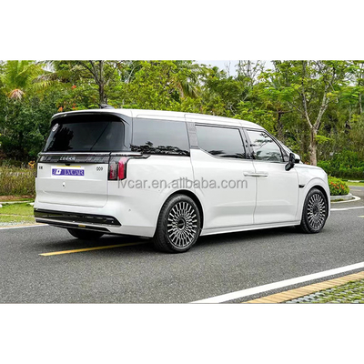 ZEEKR 009 6 places MPV de luxe avec une capacité de batterie de 116 kWh et un temps de charge de 0,5 heure