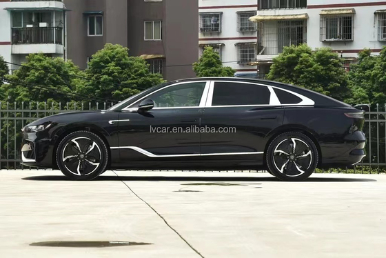 Débloquez la puissance du Voyah Automobile, le véhicule le plus énergétique avec 5 portes et 5 sièges