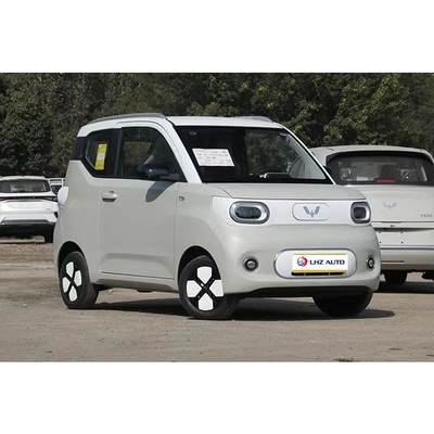 Véhicules énergétiques Wuling Micro EV VUS électrique Voiture à 4 sièges et taille 3059x1521x1614mm