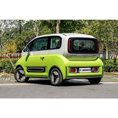 Écran tactile Wuling Baojun 4 portes 5 places Véhicule énergétique avec 4 rapports avant
