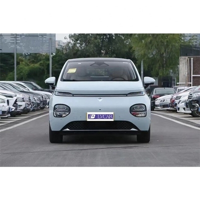 Autonomie de 460 km Véhicule purement électrique avec radar avant 6 arrière 6 et contrôle de vitesse normal