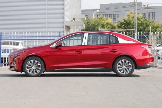 Révolutionnez vos déplacements avec le SUV électrique à conduite gauche de Hongqi EQM-5