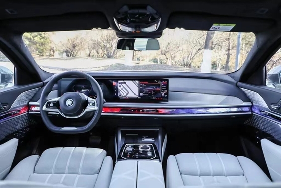 BMW I7 d'occasion Zéro kilomètre Berline électrique cuir phare LED 5 places ACC gauche